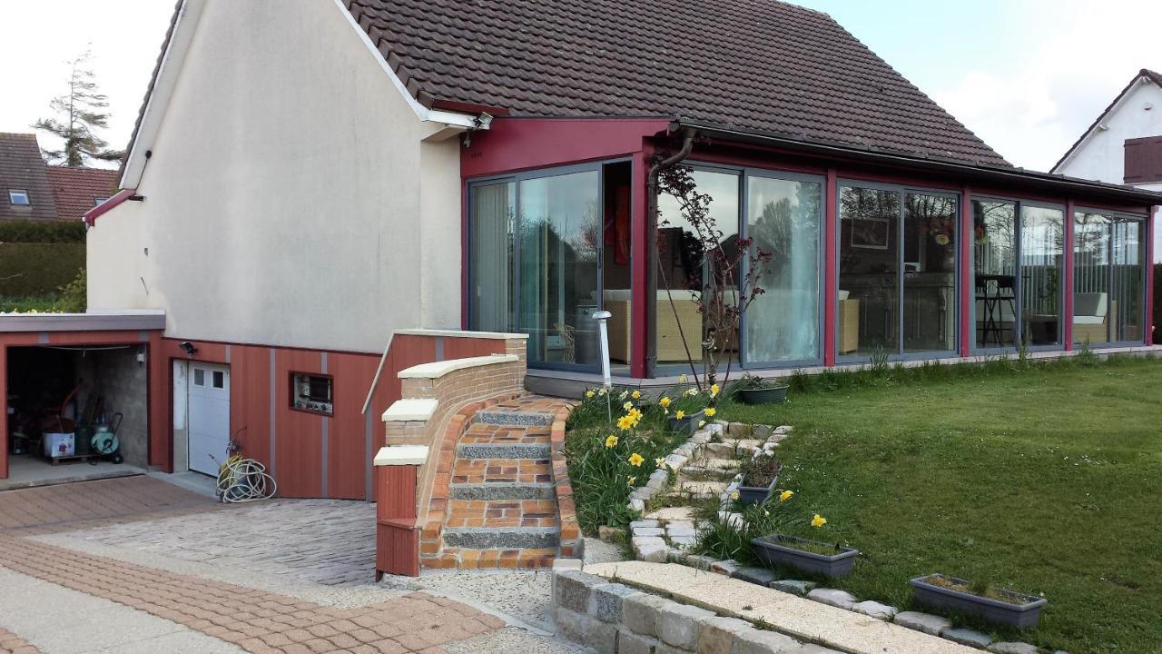 Chambre Privee Avec Salon, Garage Voiture, Velos, Motos Tourville-sur-Arques المظهر الخارجي الصورة