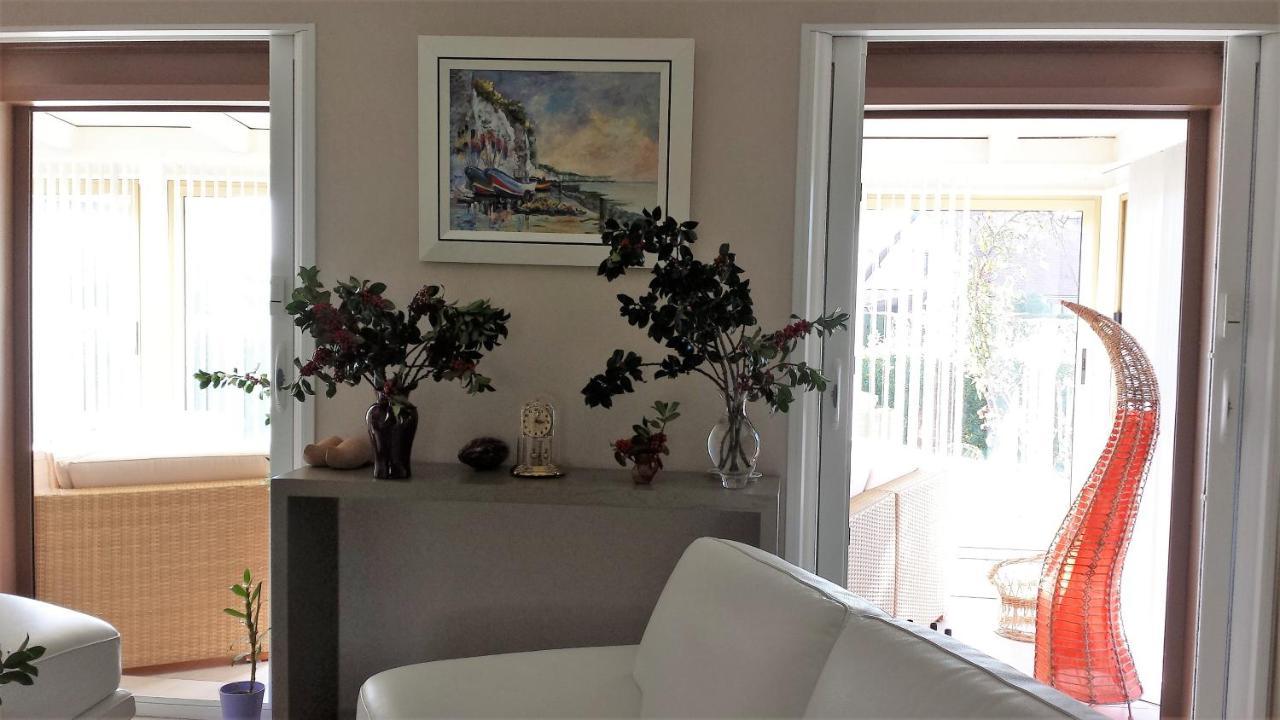 Chambre Privee Avec Salon, Garage Voiture, Velos, Motos Tourville-sur-Arques المظهر الخارجي الصورة