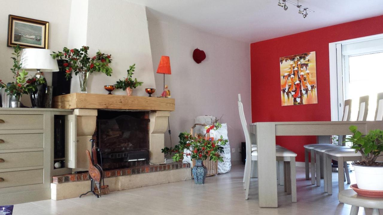 Chambre Privee Avec Salon, Garage Voiture, Velos, Motos Tourville-sur-Arques المظهر الخارجي الصورة